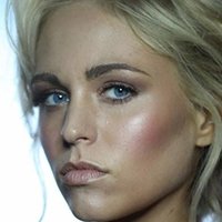 Lindsey Sporrer Nahé