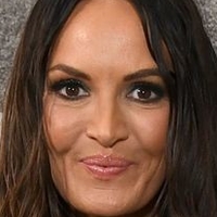 Lisa Barlow Nahé