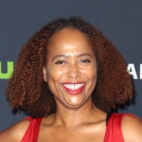 Lisa Nicole Carson Nahé