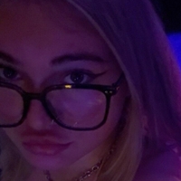 Lizzy_Cherry Nahé