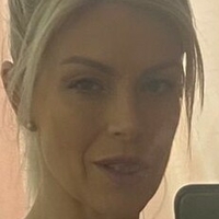 Lizzy Licious Nahé