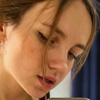 Lizzy Milks Nahé