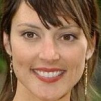 Lola Glaudini Nahé