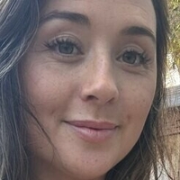 Lola Hale Nahé