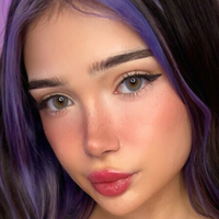 Lola Wolfe Nahé