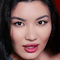 lorileen Nahé