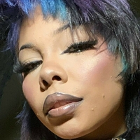 lovelylov3r Nahé
