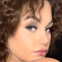 Loz Brooker Nahé