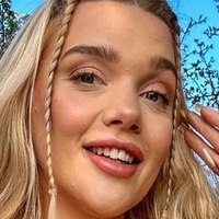 Lucy Dawson Nahé