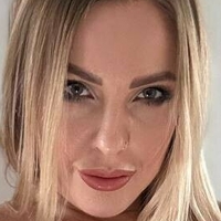 lucy_robinson Nahé