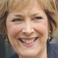 Lynda Bellingham Nahé