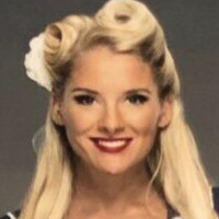 Macey Lacey Nahé