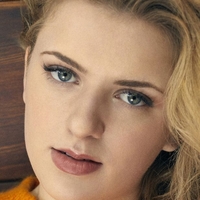 Maddie Poppe Nahé