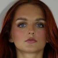 Maddy Hewett Nahé