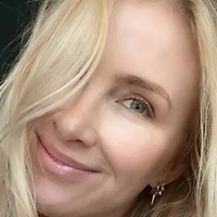 Mallory Moore Nahé