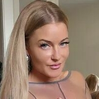 Marie Bombshell Nahé