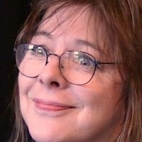 Mary Beth Rubens Nahé