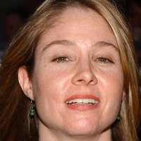 Megan Follows Nahé