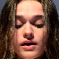 Megan Guth Nahé