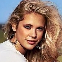 Megan Moroney Nahé