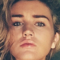 Megan Sullivan Nahé