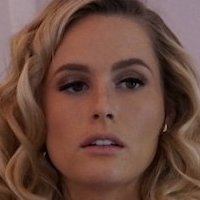 Melinda Armstrong Nahé