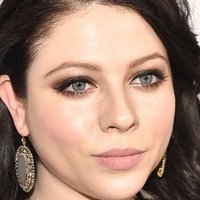 Michelle Trachtenberg Nahé