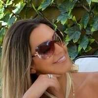Miss V Nahé