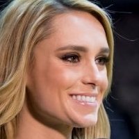 Molly McGrath Nahé
