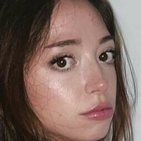 Molly Moonnn Nahé