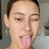 mollycreamss Nahé