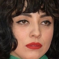 Mon Laferte Nahé