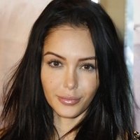 Nabilla Benattia Nahé