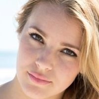 Nevena Jablanovic Nahé