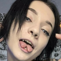 Nikki Webb Nahé