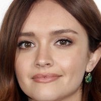 Olivia Cooke Nahé