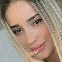 olivia_smiith Nahé