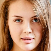 Olya Derkach Nahé
