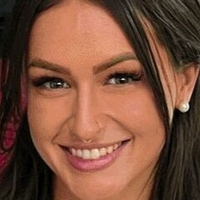 Paige Slayton Nahé