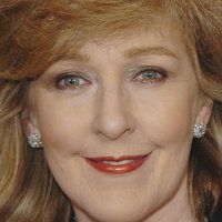 Patricia Hodge Nahé