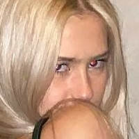 portiahouston Nahé