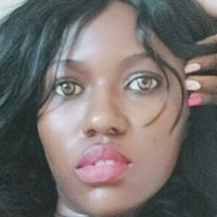 prettycollins Nahé