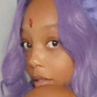 Queenbeezhive Nahé