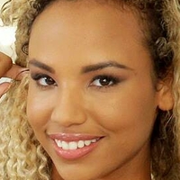 Romy Indy Nahé