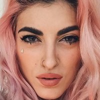 Roshelle Nahé