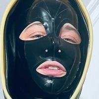 rubberemilyfree Nahé