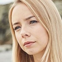 Sacha Parkinson Nahé
