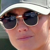 Sam Frost Nahé