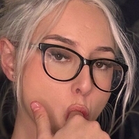 Scarlet Rose Nahé