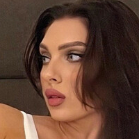 Shymskaya Elizaveta Nahé